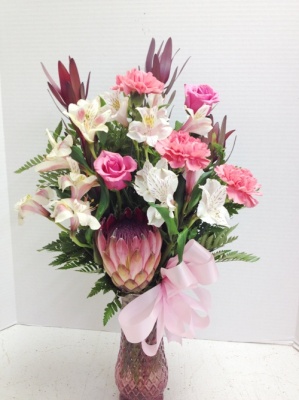 pink flower arrangement in vase