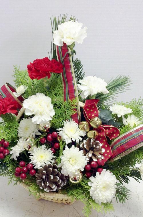 Basket of Christmas Cheer | $75-$99.99, Christmas: Arrangements