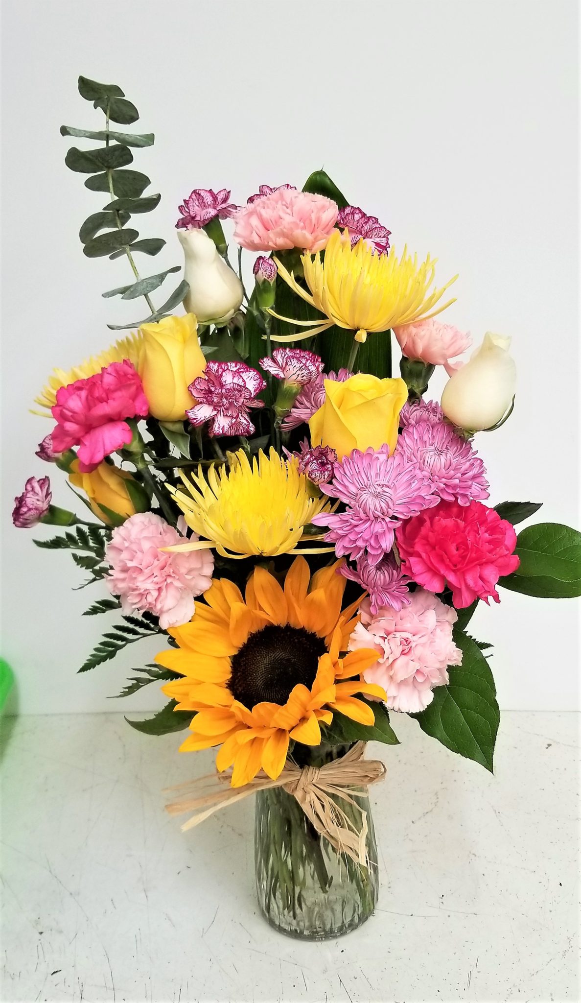 Fun Mix of Flowers | $75-$99.99, Anniversary, Get Well: Happy Flowers